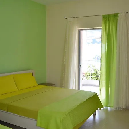 Riviera Bed & Breakfast 3*