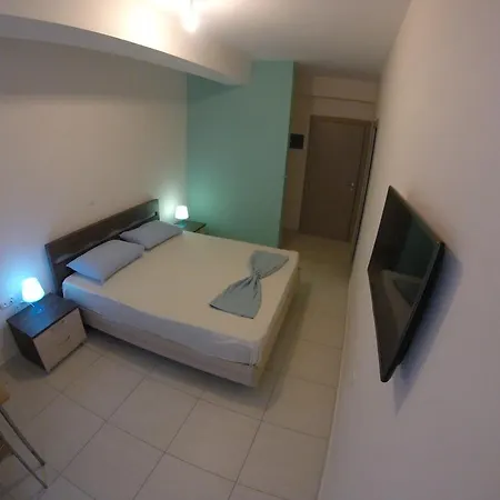 Riviera 3* Himare