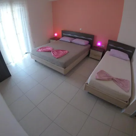 Riviera Bed & Breakfast Himarë